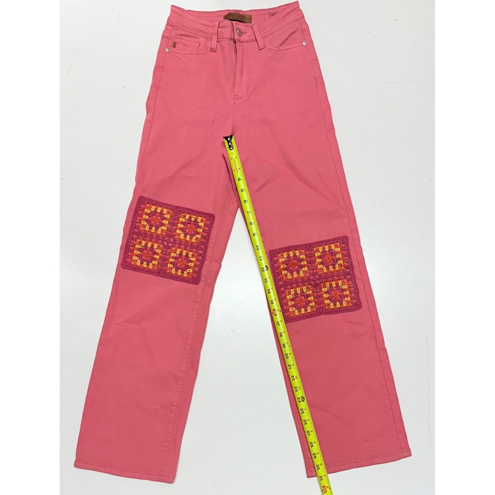 Judy Blue Pink Crocheted Patch Wide Leg Jeans Women Size‎ 1/25